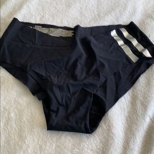 Victoria’s Secret sport hiphugger panty